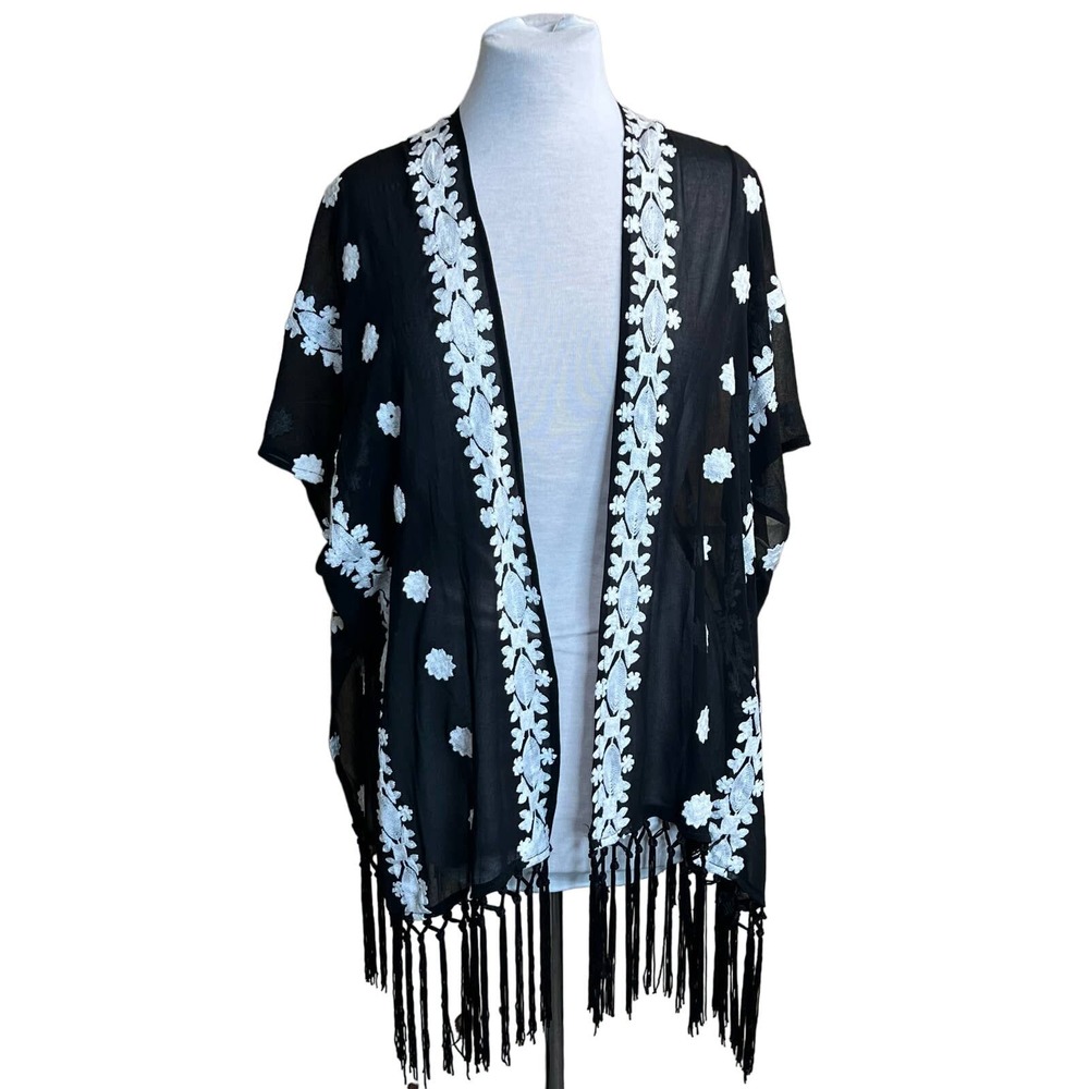 Black‎ and White Floral Embroidered Kimono with Fringe Women's S